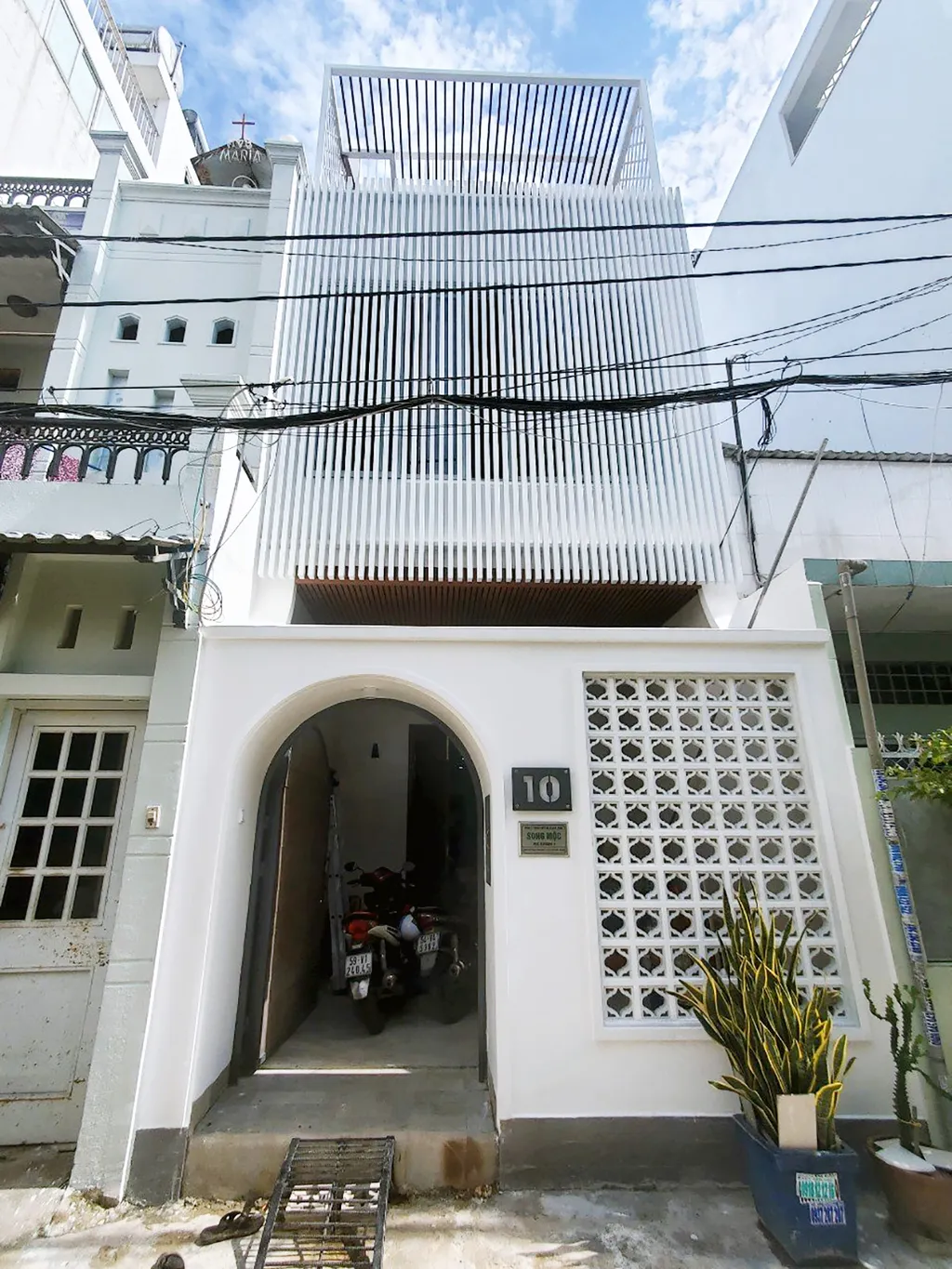 Mặt tiền, hoàn thiện nội thất, nhà phố quận Gò Vấp.