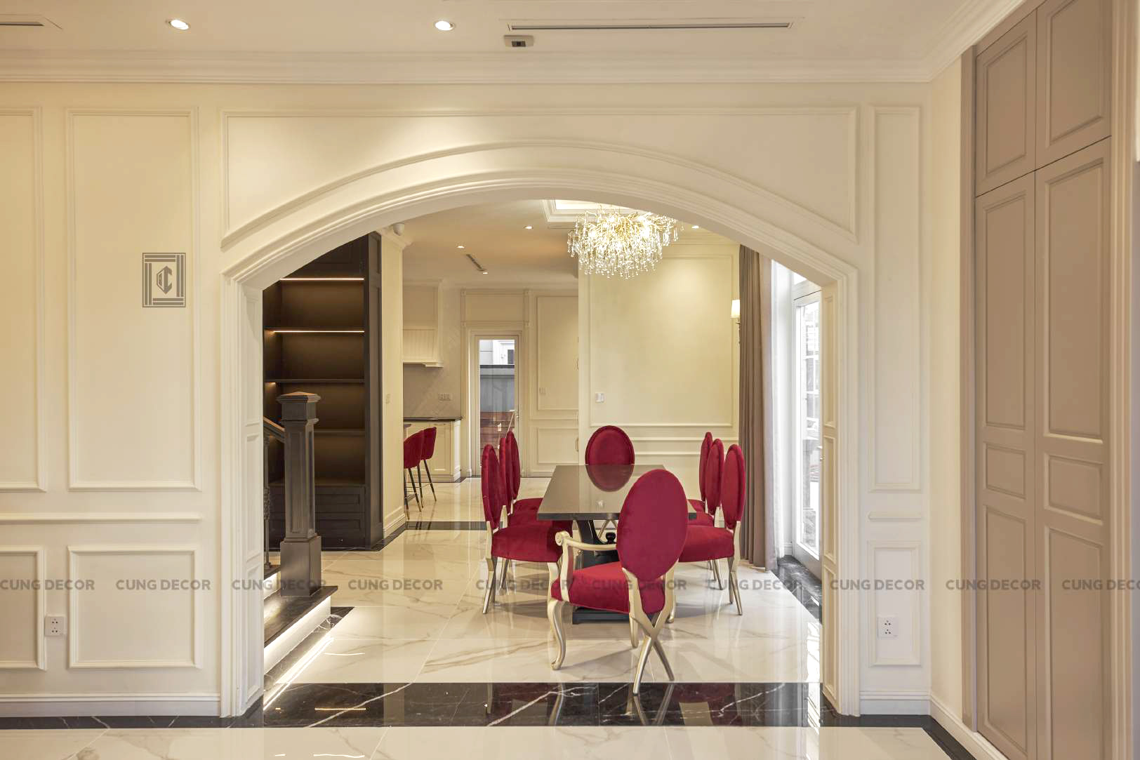 Hoàn thiện nội thất phòng ăn Biệt thự Sol Villas TP Thủ Đức phong cách Tân cổ điển Neo Classic