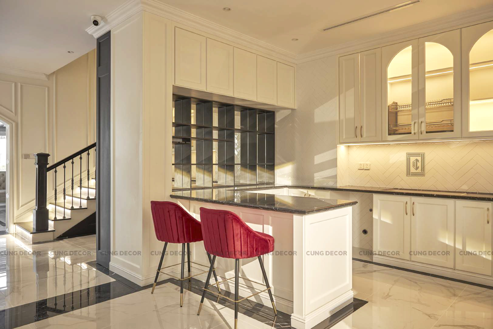Hoàn thiện nội thất phòng bếp Biệt thự Sol Villas TP Thủ Đức phong cách Tân cổ điển Neo Classic