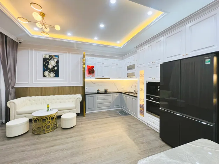 Hoàn thiện nội thất phòng ăn, phòng bếp Nhà phố Vũng Tàu phong cách Tân cổ điển Neo Classic