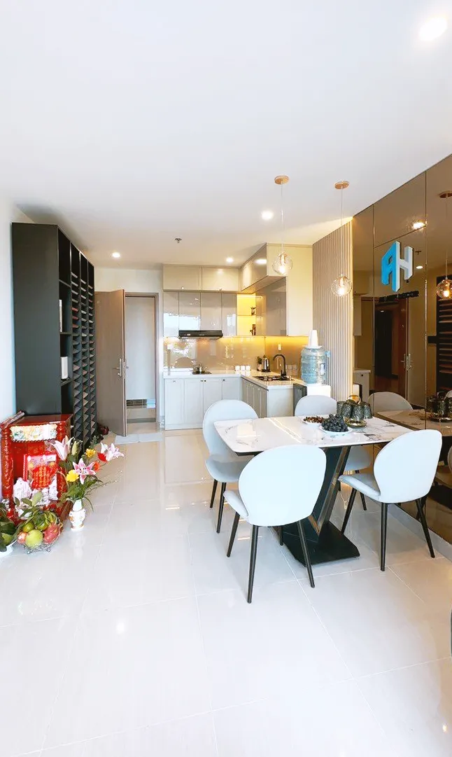 Hoàn thiện nội thất nhà bếp, phòng ăn Căn hộ Vinhomes Q9 phong cách Hiện đại Modern