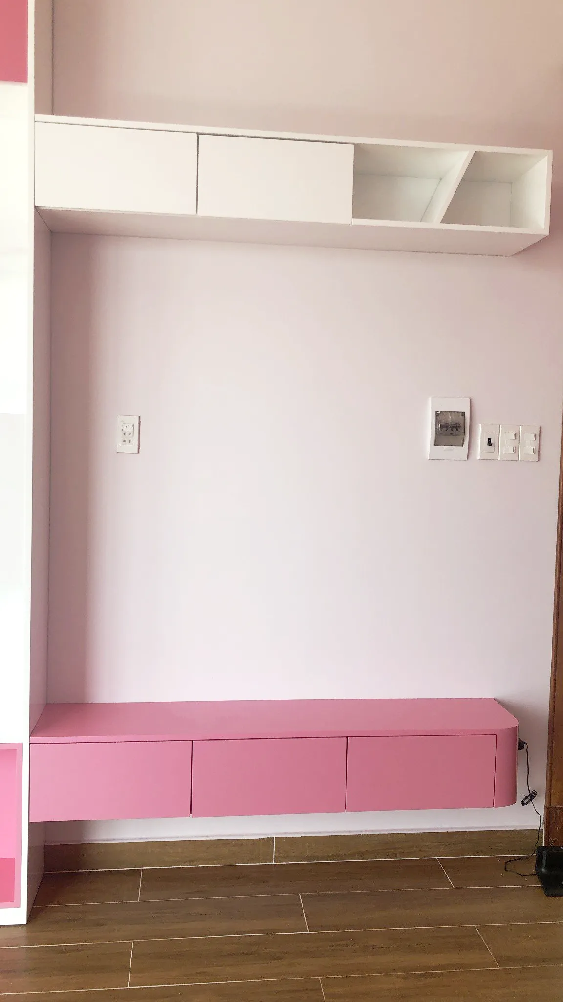 Hoàn thiện nội thất phòng ngủ Biệt thự Hóc Môn phong cách Hiện đại Modern