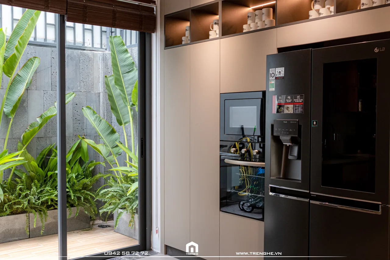 Hoàn thiện nội thất nhà bếp Nhà phố Bà Rịa 400m2 phong cách Hiện đại Modern