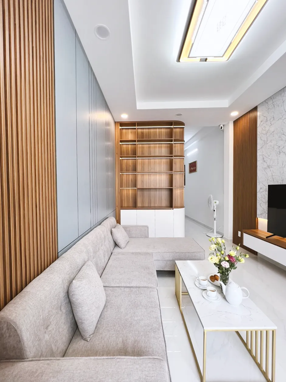 Hoàn thiện nội thất phòng khách Nhà phố Phú Nhuận 400m2 phong cách hiện đại Modern