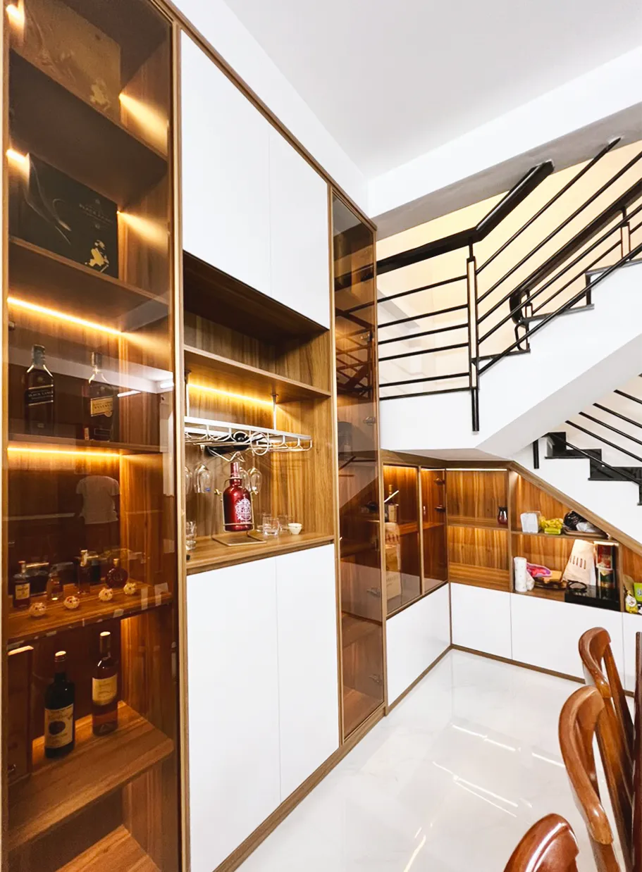 Hoàn thiện nội thất phòng ăn Nhà phố Phú Nhuận 400m2 phong cách hiện đại Modern