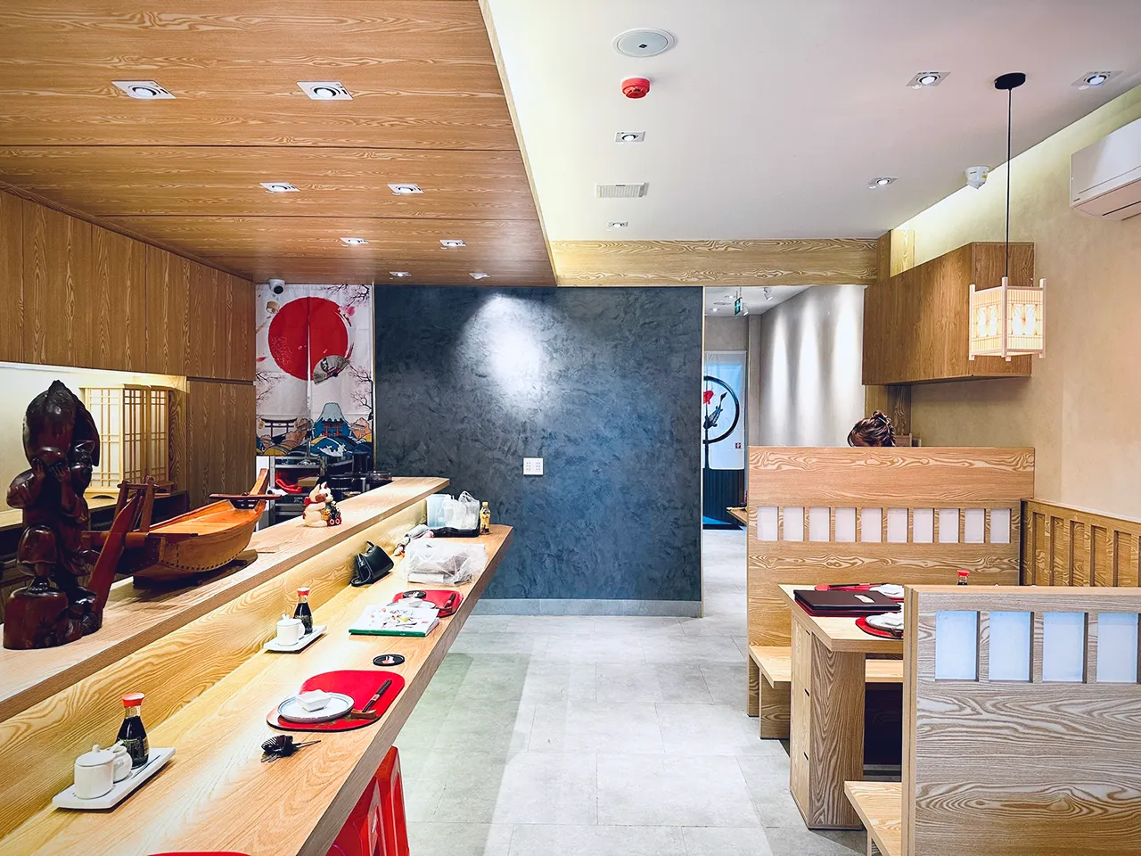 Hoàn thiện nội thất Nhà hàng Akataiyo Sushi tại Bình Dương
