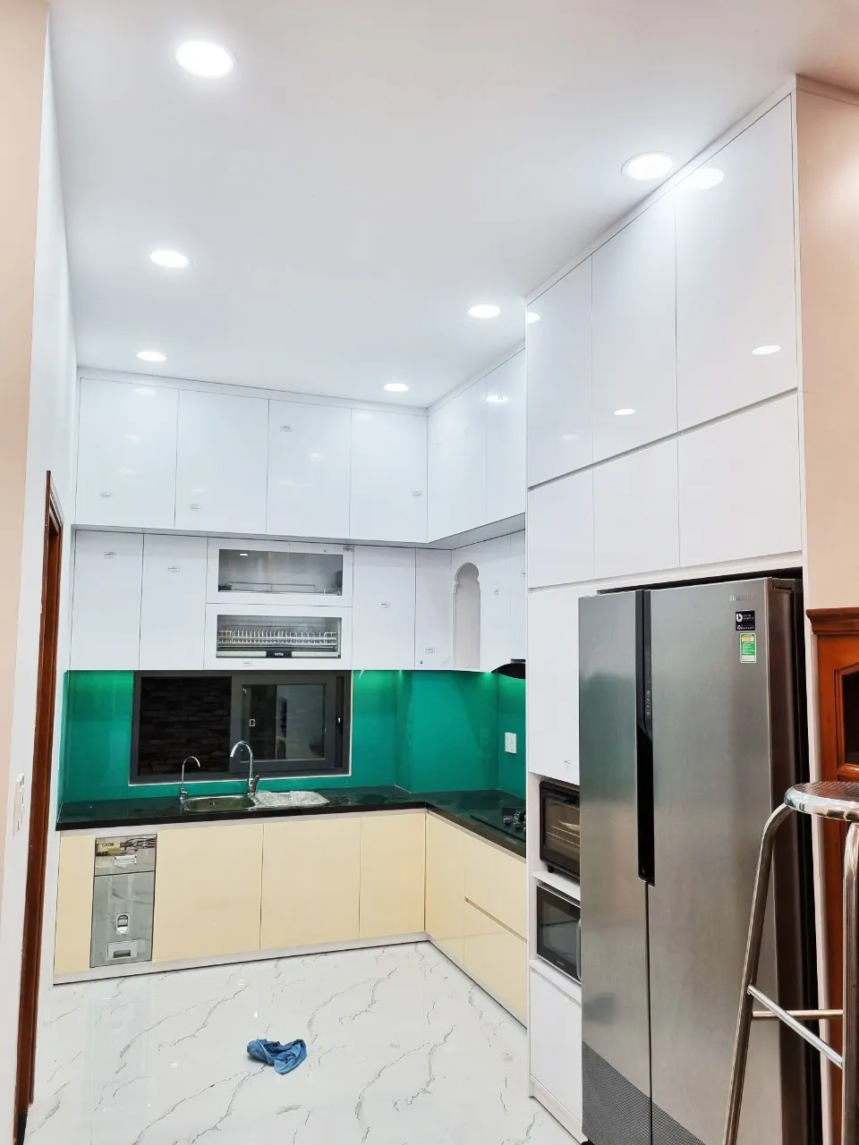 Hoàn thiện nội thất phòng bếp nhà phố Vĩnh Viễn Quận 10 mang phong cách Modern Hiện đại