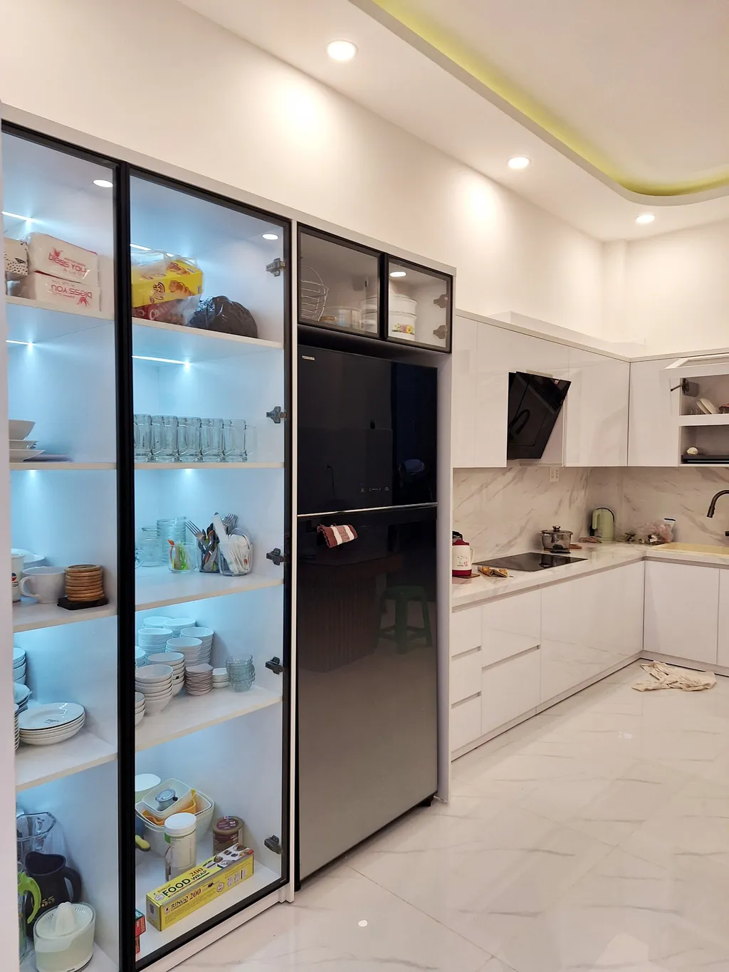Cải tạo và hoàn thiện nội thất phòng bếp nhà phố Tân Phú phong cách Modern hiện đại