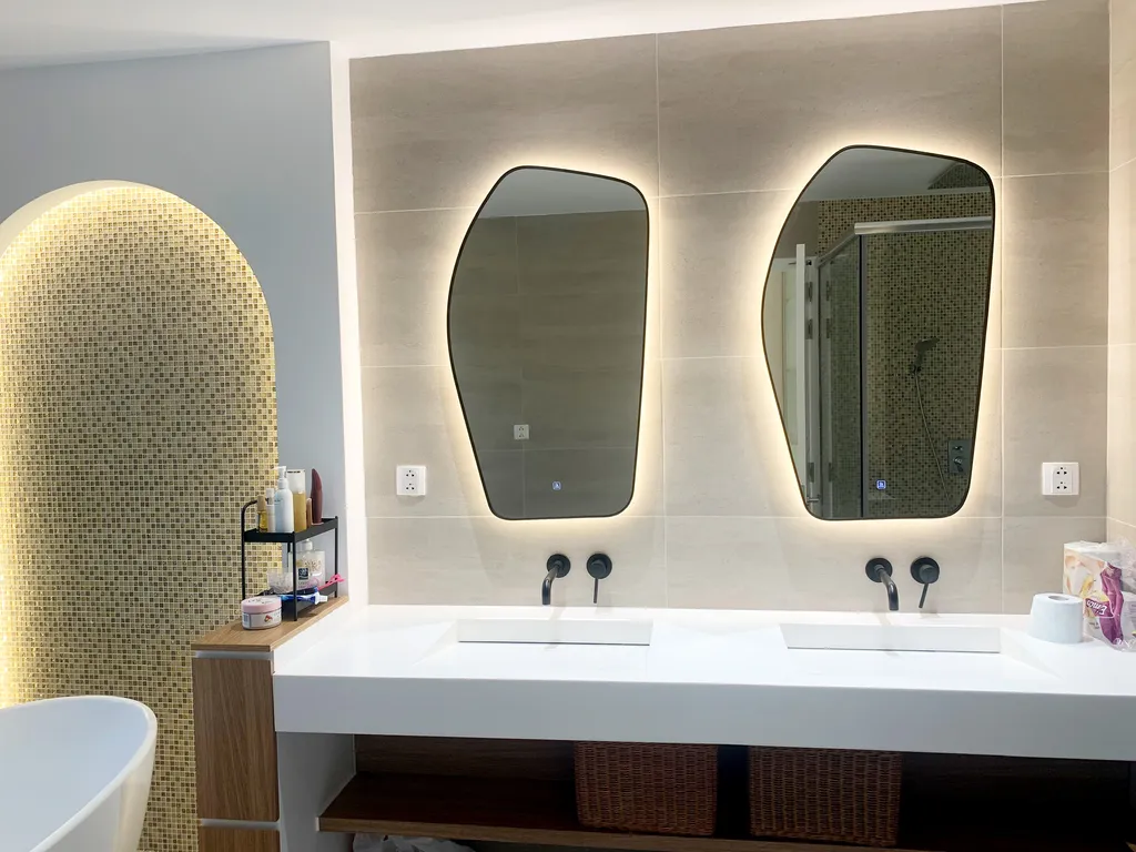 Hoàn thiện nội thất phòng tắm, nhà vệ sinh Biệt thự Bình Chánh mang phong cách Modern hiện đại
