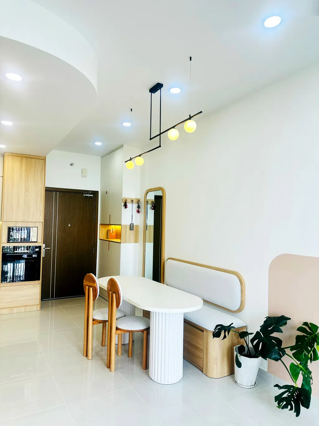 Hoàn thiện nội thất phòng ăn Căn hộ Thảo Điền Quận 2 mang phong cách Japandi