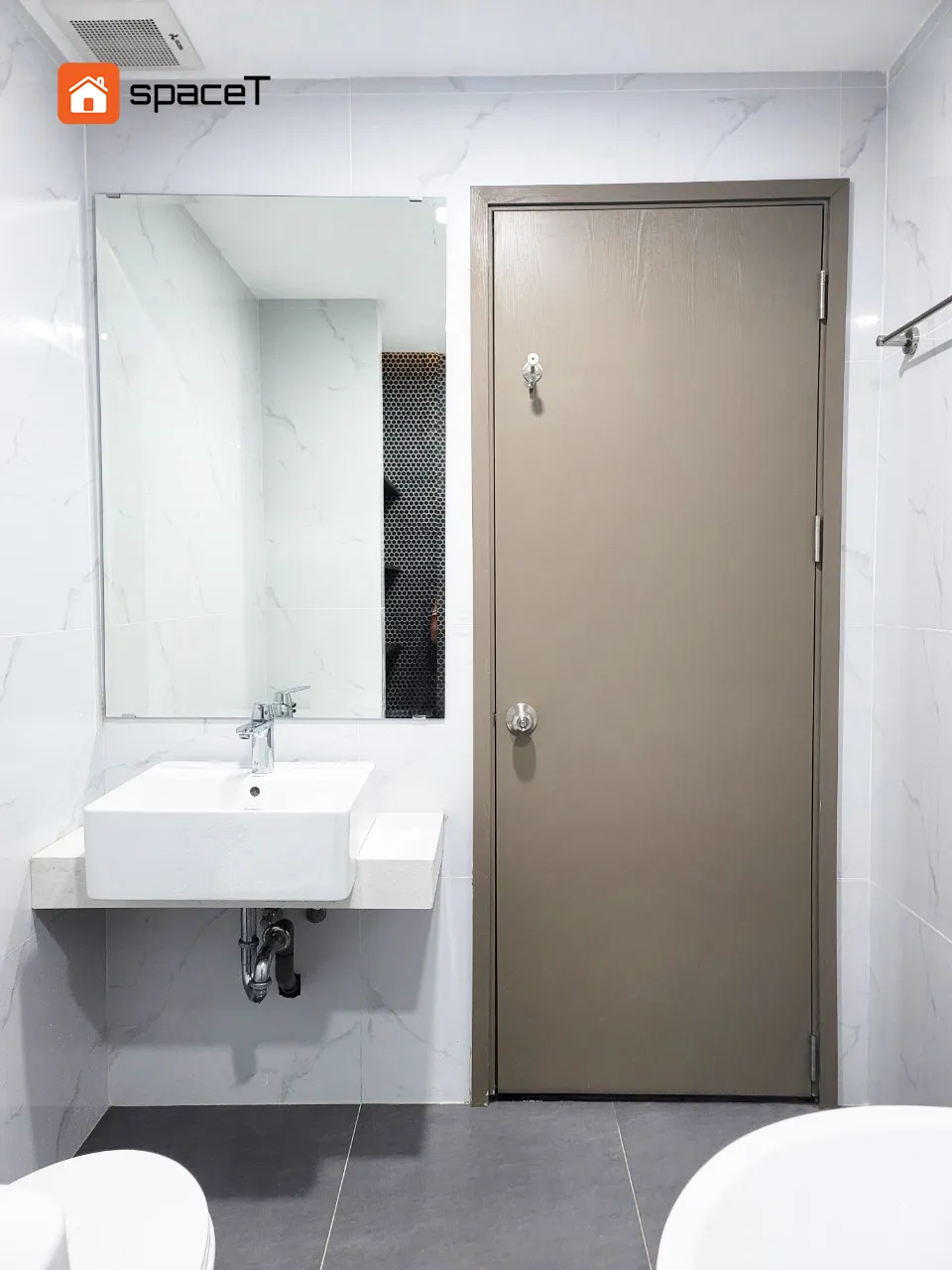 Công trình hoàn thiện nội thất cho phòng tắm căn hộ Westgate Bình Chánh theo phong cách Scandinavian