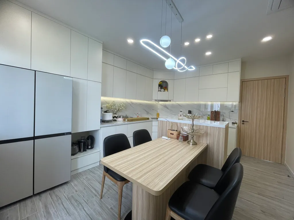 Công trình hoàn thiện nội thất phòng bếp cho nhà phố 1 trệt 3 lầu Đặng Thai Mai theo phong cách Modern