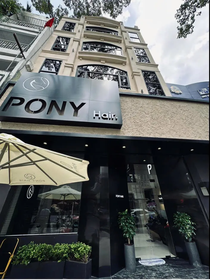 Công trình hoàn thiện nội thất Công trình Salon Pony theo phong cách Modern