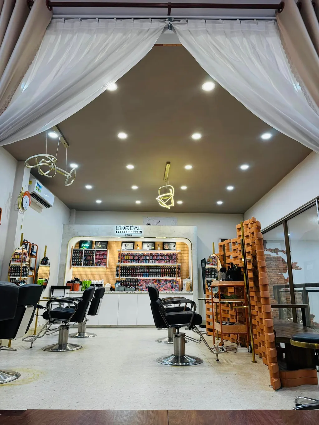 Công trình hoàn thiện nội thất Công trình Salon Kim Chi Củ Chi theo phong cách Modern