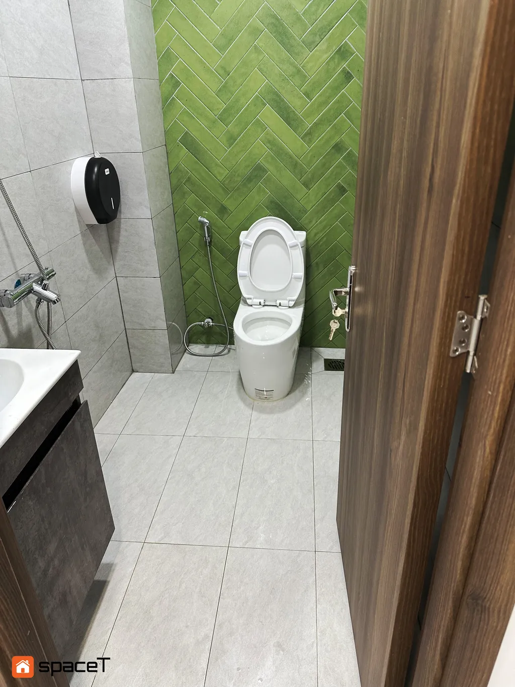 Hoàn thiện nội thất phòng tắm, nhà vệ sinh Nhà phố Hồ Văn Huê, Q. Phú Nhuận - Phong cách Minimalist