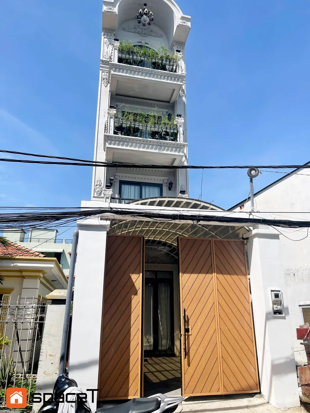 Hoàn thiện mặt tiền Nhà phố Thủ Đức - Phong cách Neo Classic
