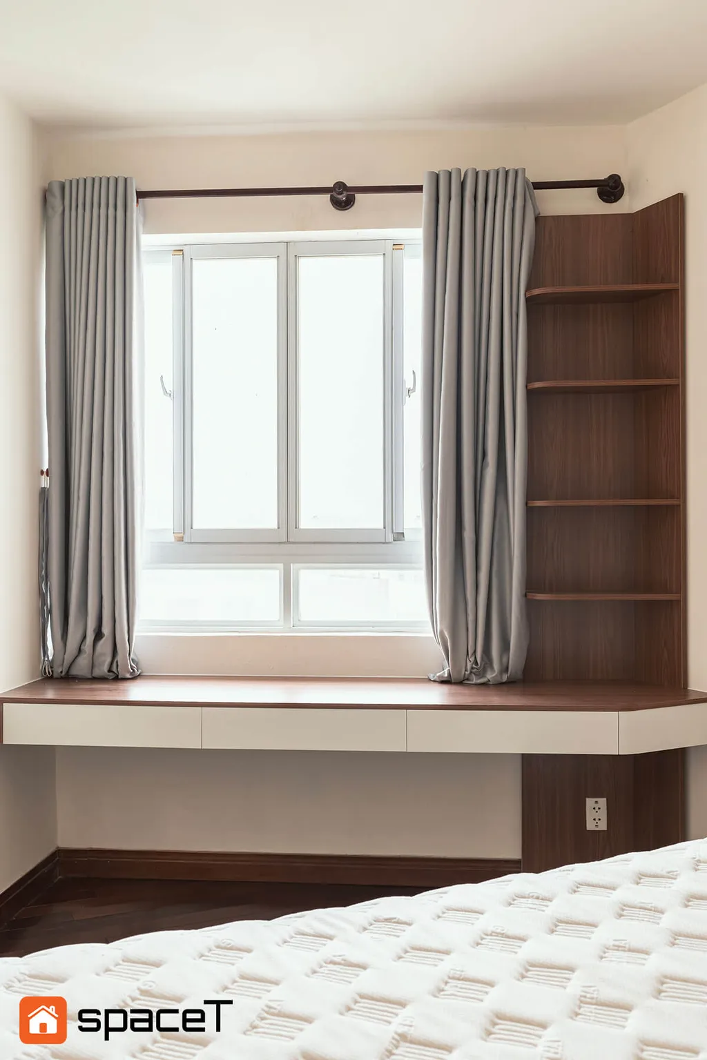 Nội thất phòng ngủ căn hộ Hùng Vương Plaza Quận 5 phong cách Modern hiện đại