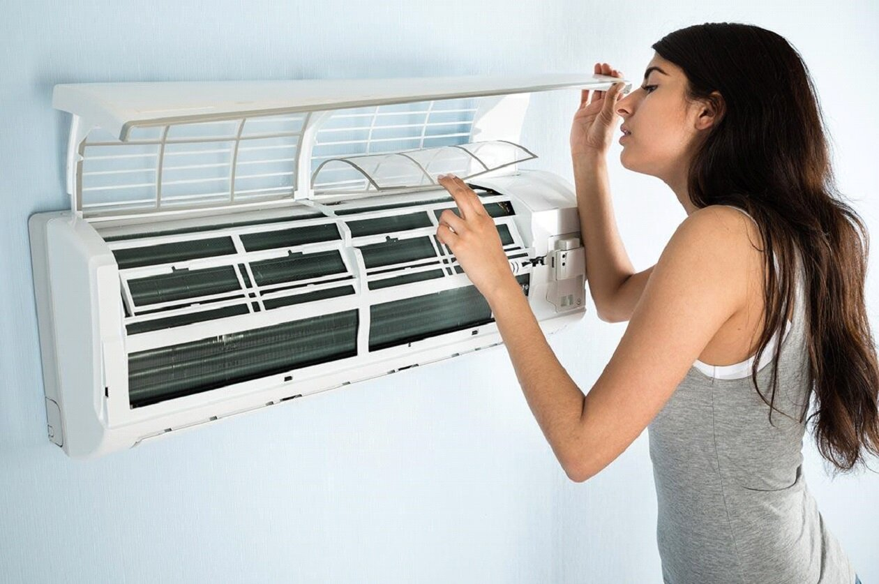 Hướng dẫn tự vệ sinh máy lạnh tại nhà an toàn, hiệu quả