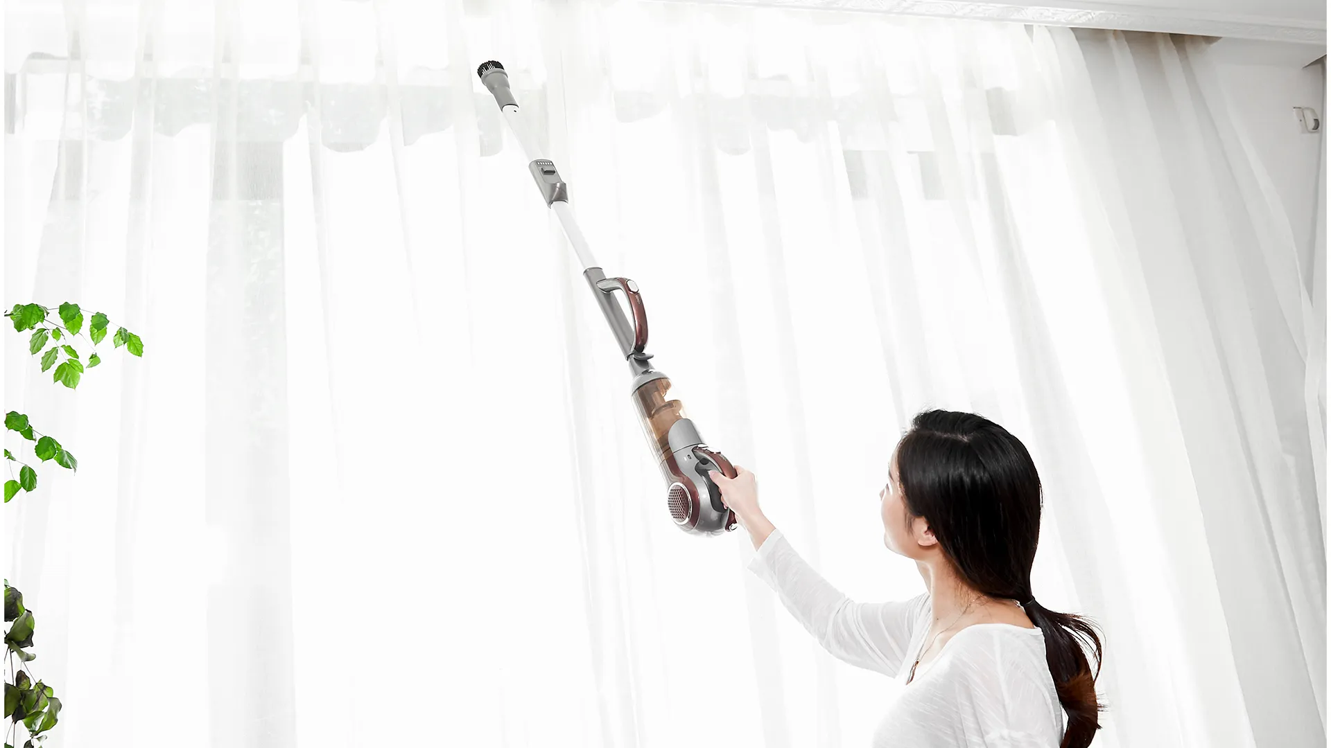 Cách vệ sinh rèm cửa tại nhà đơn giản sạch sẽ