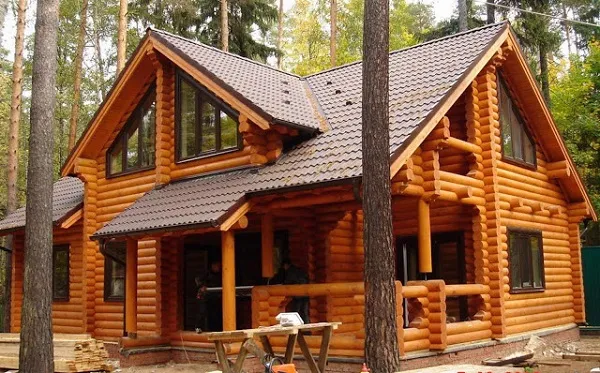 Nhà gỗ phù hợp với gia đình 2-3 thế hệ