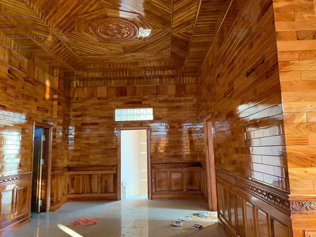 Mẫu gỗ tự nhiên ốp toàn bộ không gian căn nhà