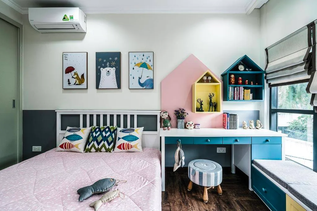 Phòng ngủ nhỏ ngăn nắp và đầy màu sắc cho bé thỏa sức sáng tạo