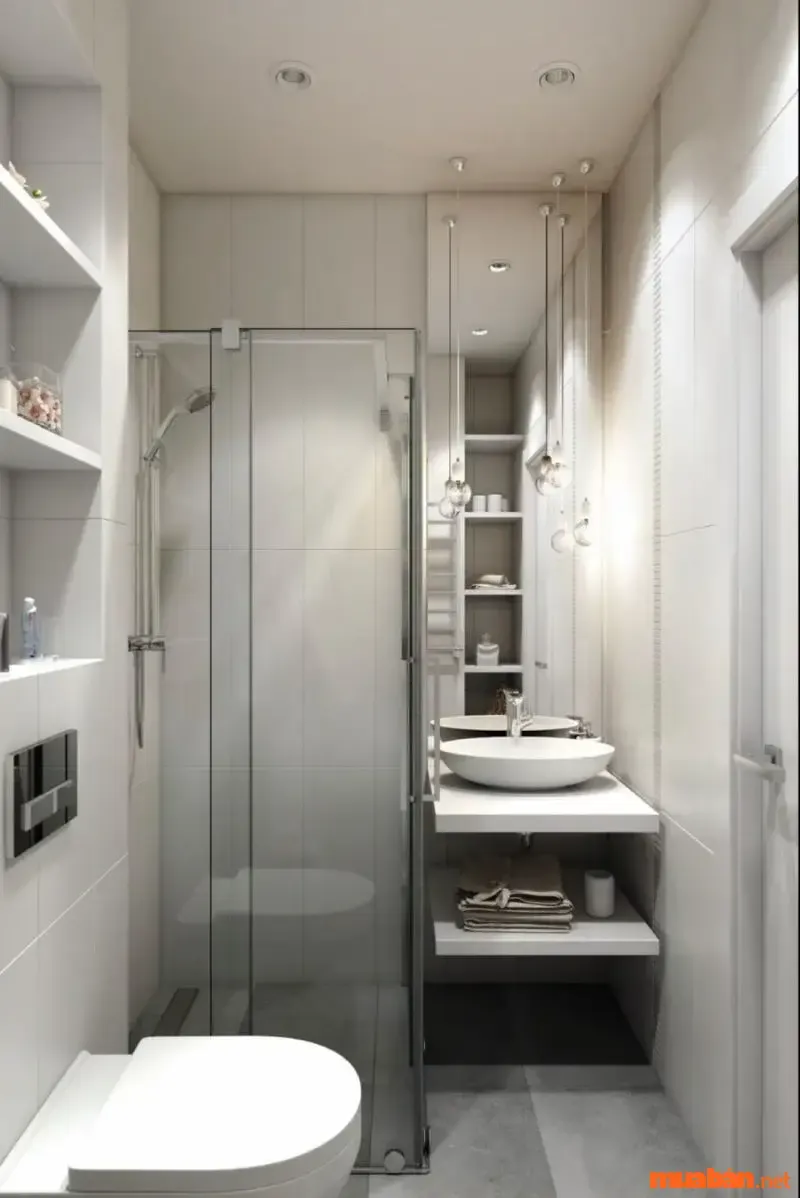 Mọi thứ trở nên hợp lý hơn cho phòng tắm 3m2 khi có kệ tủ gắn tường để đồ nhà tắm