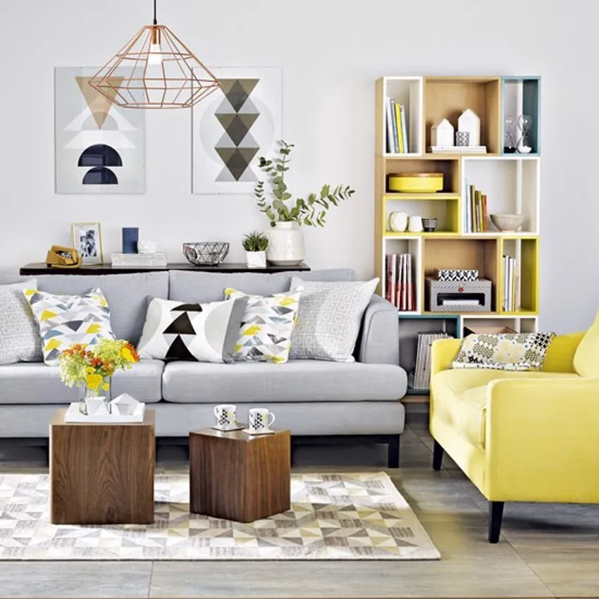 Đã chọn sofa băng màu xám, tại sao lại không thể chọn sofa đơn màu vàng để kết hợp cùng, nhỉ?