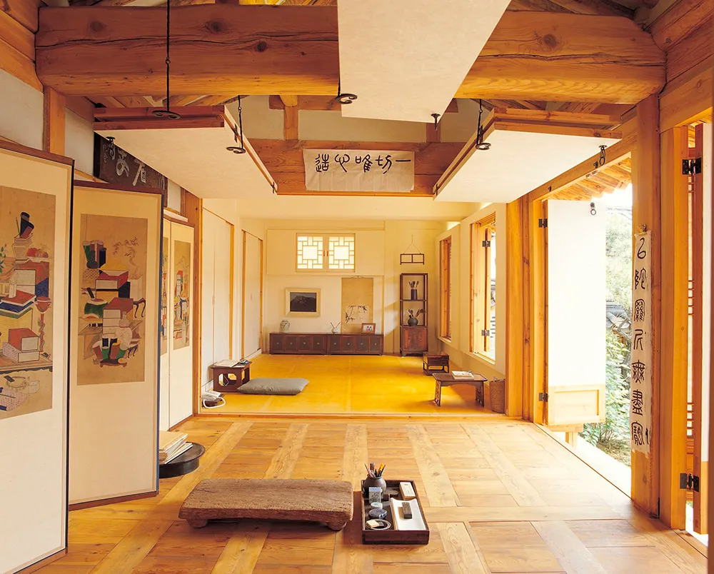 Nội thất nhà phong cách Hàn Quốc truyền thống với vật liệu gỗ chủ đạo