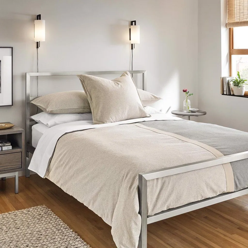 Phong cách thiết kế tối giản là lựa chọn hợp lý cho phòng ngủ diện tích nhỏ