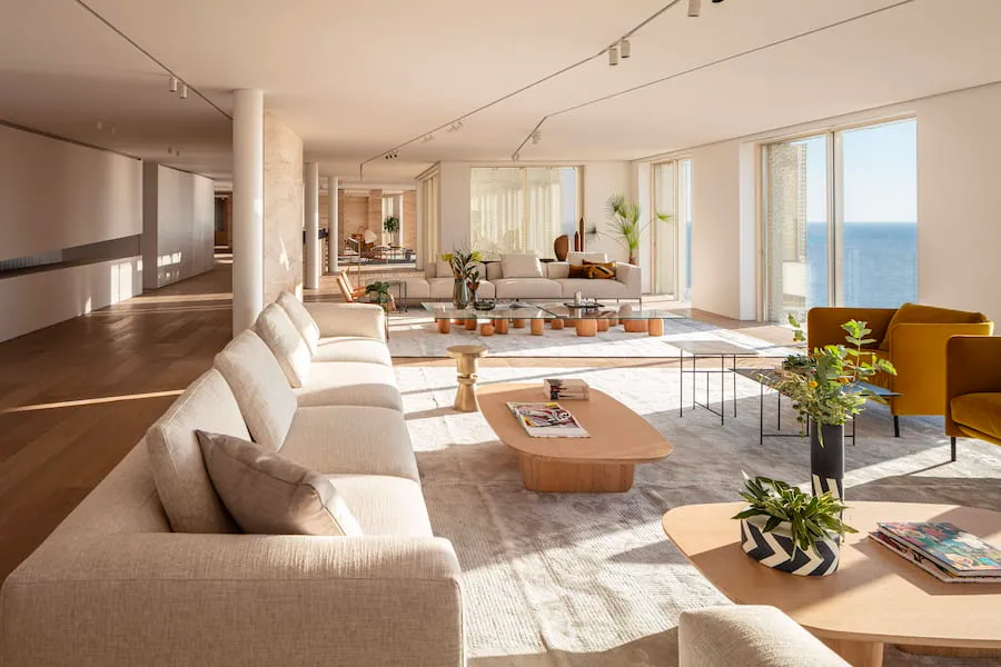 Thiết kế căn hộ penthouse ngập tràn ánh sáng với không gian mở