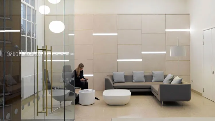 Đá ốp tường giúp tăng tính thẩm mỹ cho các không gian văn phòng hiện đại
