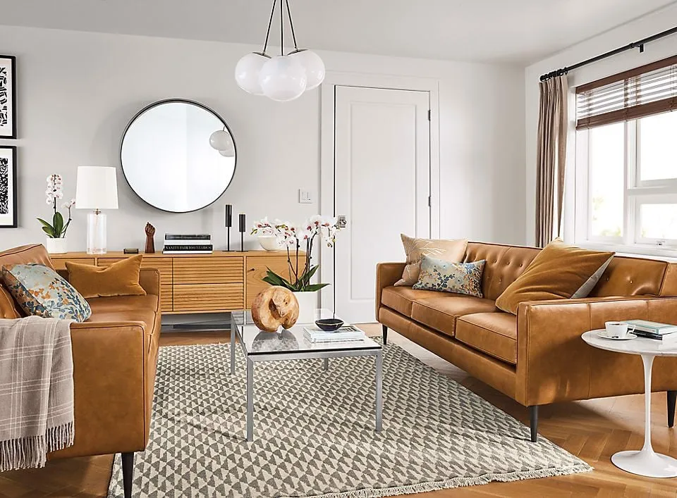 Sofa phòng khách làm từ chất liệu da có vẻ ngoài sang trọng nhưng giá thành cao
