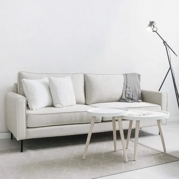 Sofa trắng đơn giản cho phòng khách phong cách hiện đại