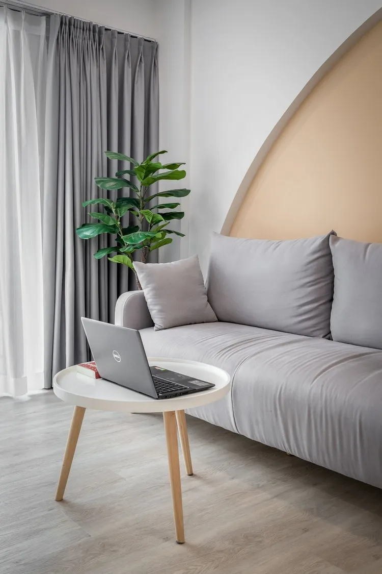Một bộ ghế sofa vải mềm đơn giản được Nội thất Cộng Design bố trí