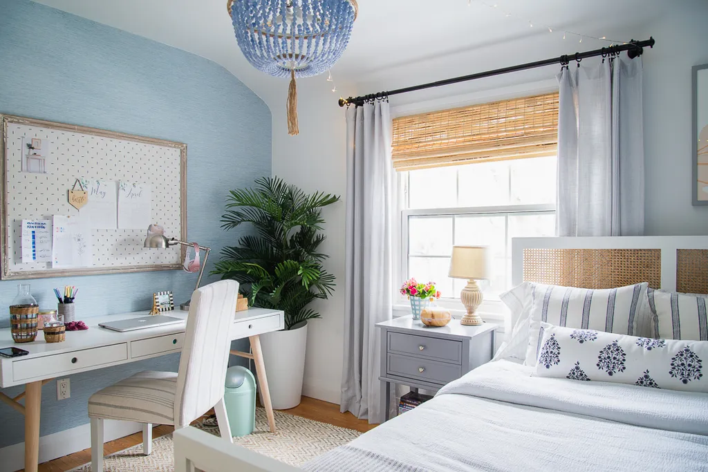 Thiết kế phòng ngủ cho bé gái yêu thích tông màu xanh hòa bình