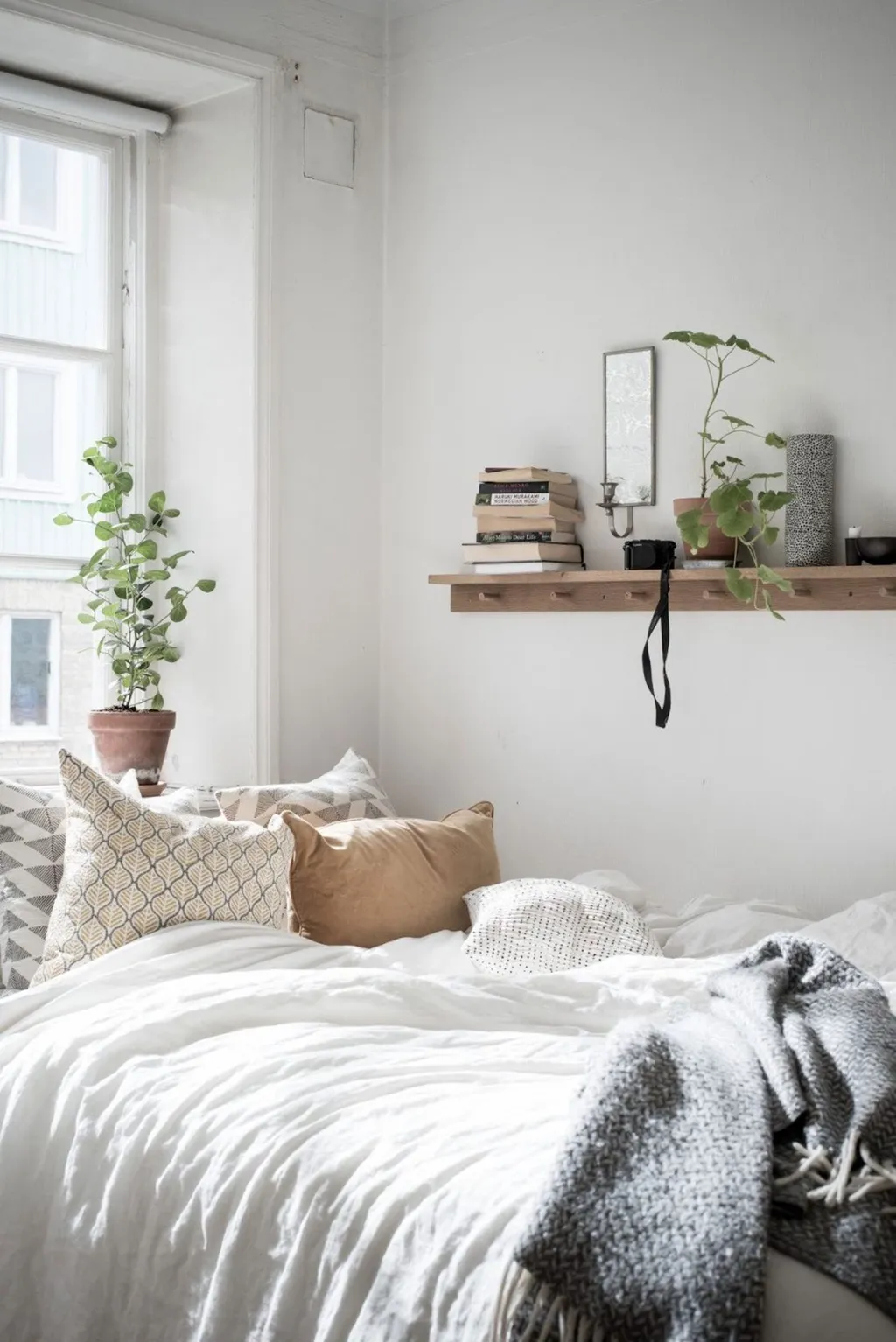 Tận dụng ánh sáng tự nhiên đối với phòng ngủ nhỏ để không gian thoáng hơn