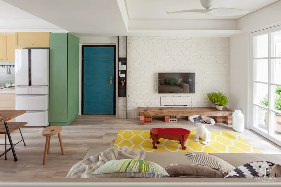 Mang các yếu tố rustic mộc mạc vào không gian phòng khách căn hộ chung cư