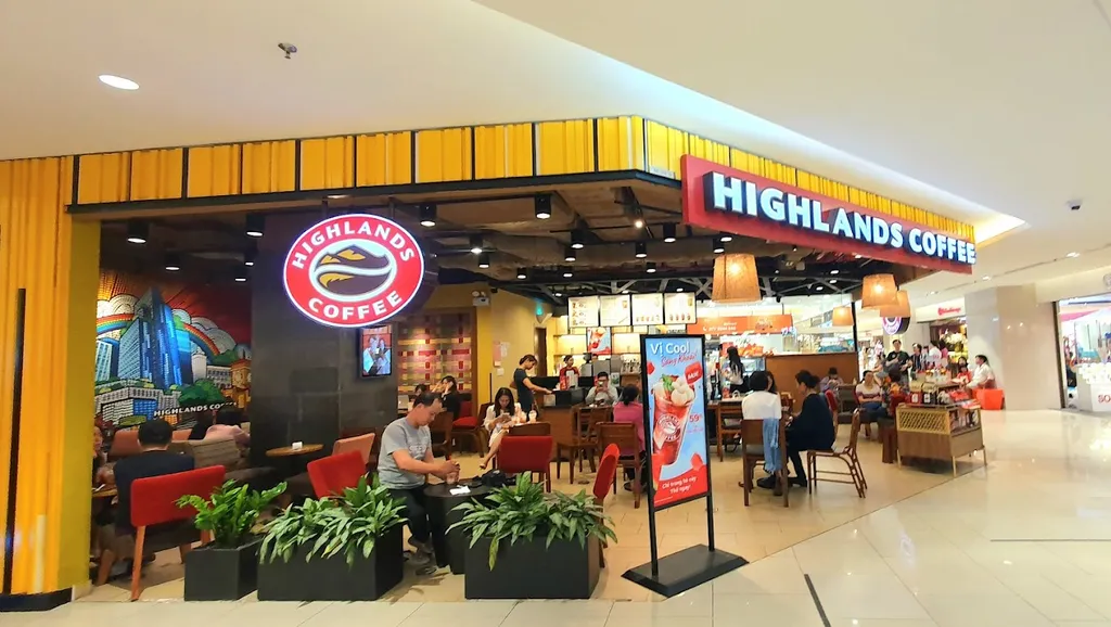 Ngoại thất Highlands Coffee Saigon Center