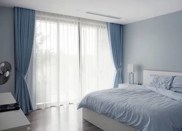 Việc lựa chọn rèm cho phòng ngủ phù hợp với phong cách và nhu cầu sử dụng của bạn sẽ giúp tăng thêm sự thoải mái và tiện nghi cho phòng ngủ của bạn