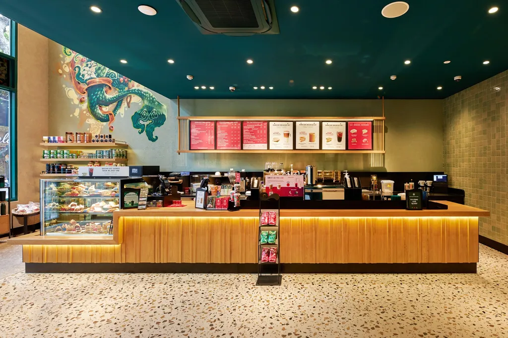 Hình ảnh không gian order của Starbucks Nguyễn Hữu Huân- Hà Nội