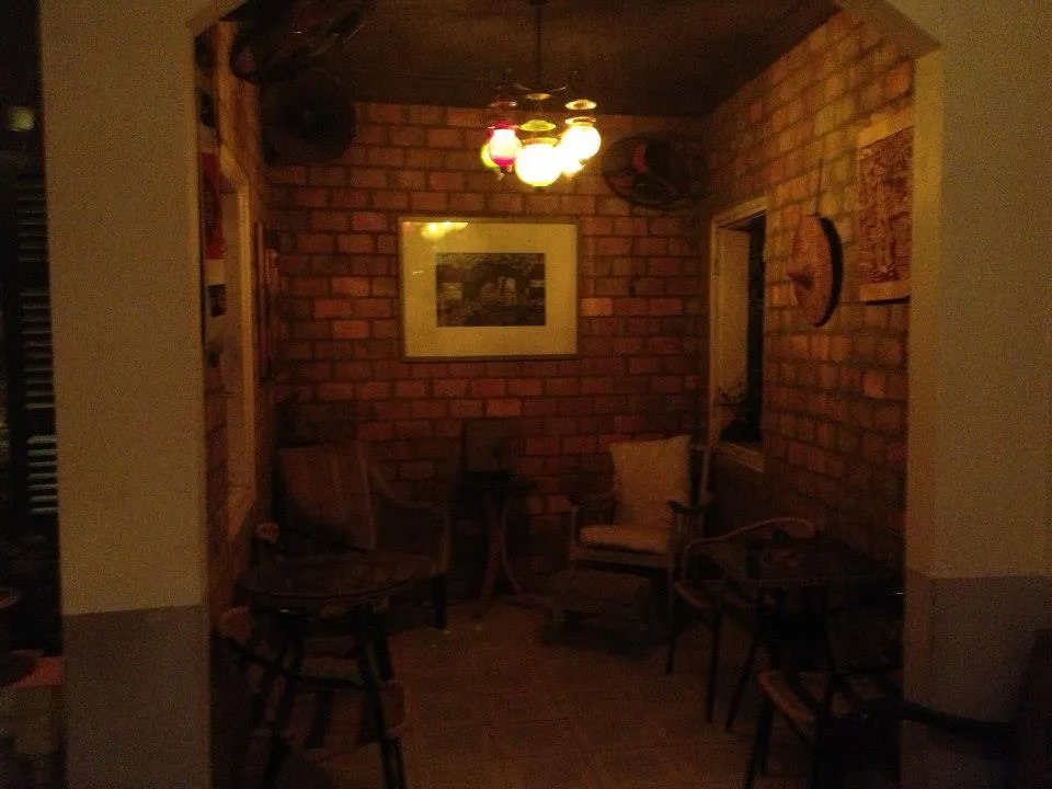 Một không gian độc đáo bên trong Nola Cafe