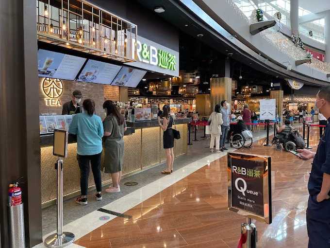 Thiết kế khu vực order của R&B Tea trong trung tâm thương mại Marina Bay Sands,- Singapore