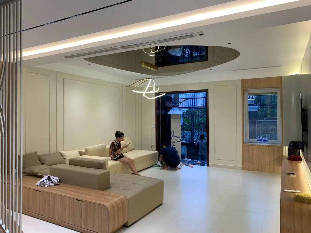 Không gian phòng khách của căn biệt thự Bình Chánh do DL - HOME thiết kế và thi công