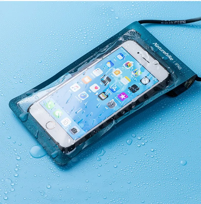 Túi chống nước điện thoại thông thường có lớp vỏ dày khoảng 0.3mm, có thể bảo vệ điện thoại của bạn ở đâu sâu khoảng 30m.