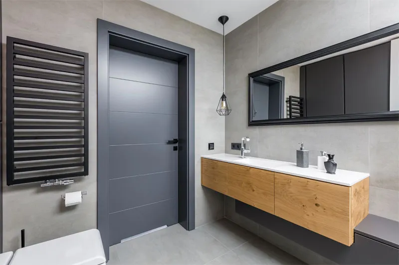 Cửa nhà vệ sinh bằng gỗ composite hiện đại và sang trọng.