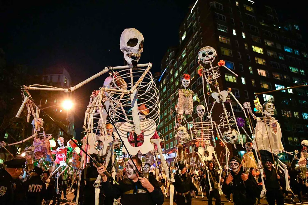 Diễu hành ngày Halloween trên đường phố New York, Mỹ