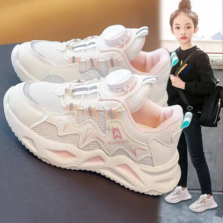 Giày sneaker cho bé từ 11 tuổi