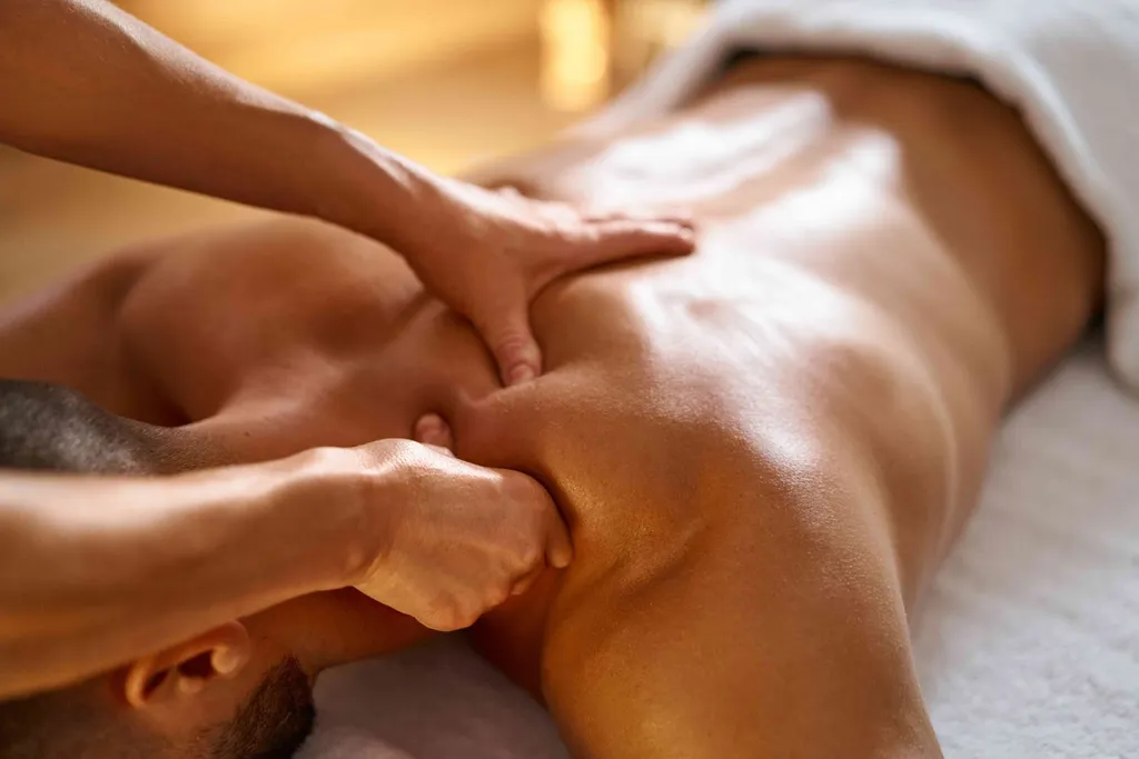 Một buổi massage giải tỏa căng thẳng.