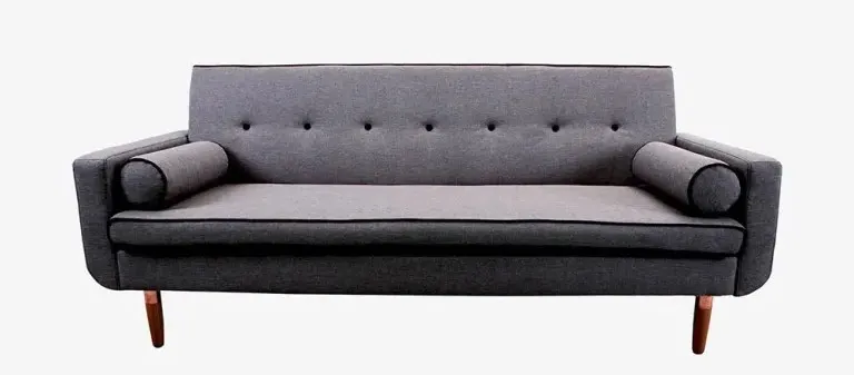 Mẫu ghế sofa văng 3 chỗ màu xám là một trong những chiếc ghế đáng mua cho gia chủ bởi thiết kế của ghế vô cùng sang trọng